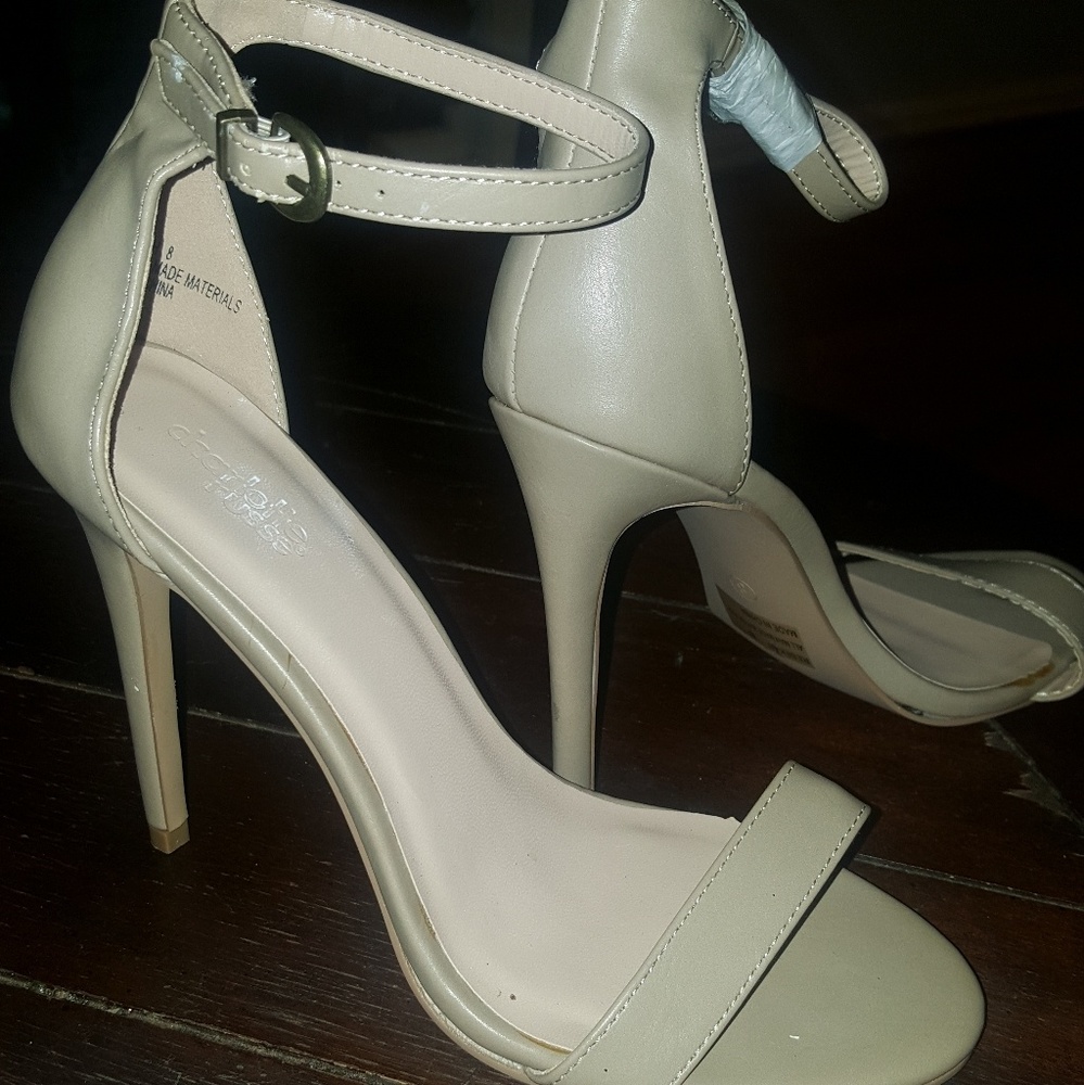 Charlotte Russe "Rebekah" Heels size 8